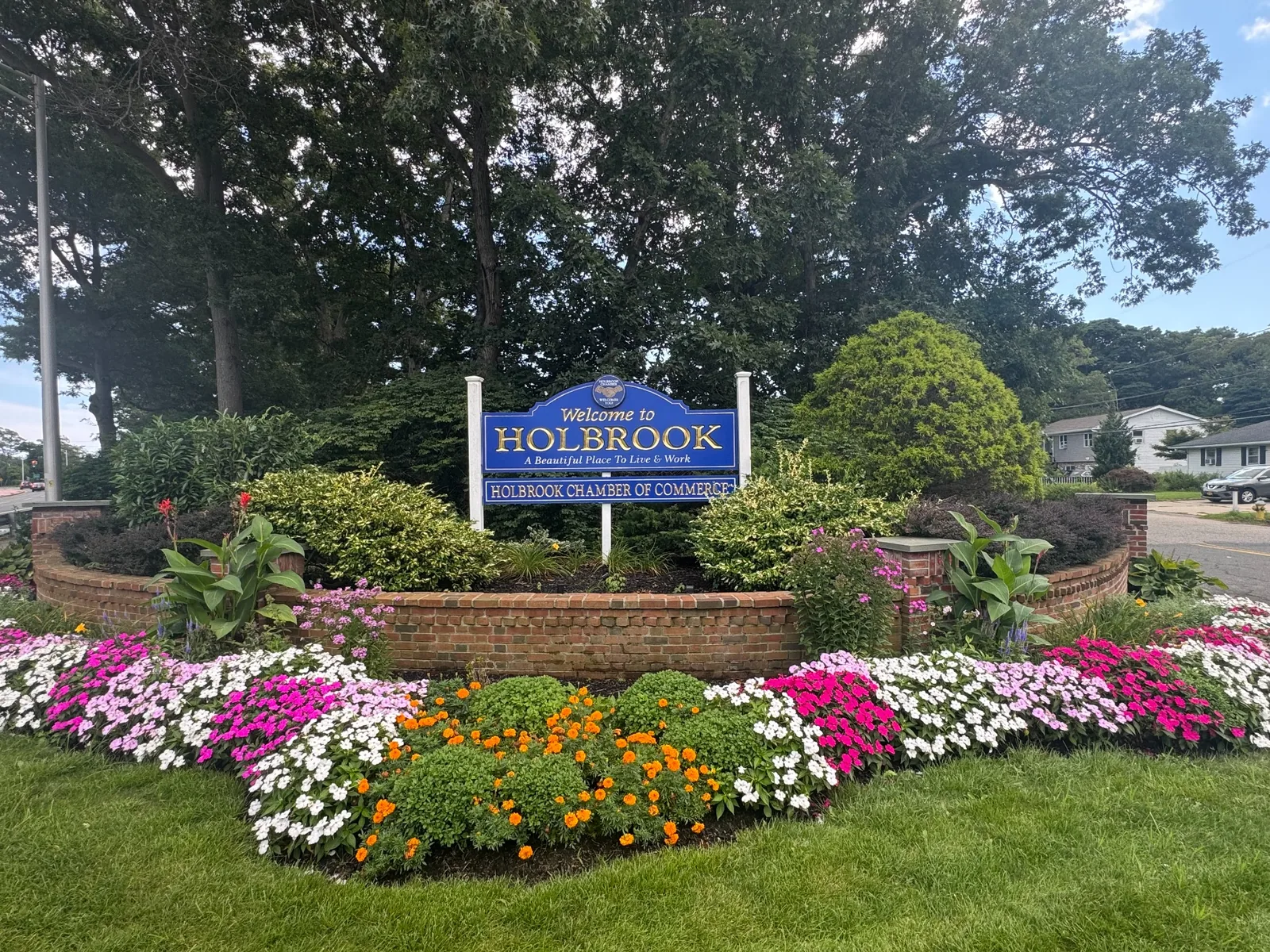 Welcome to Holbrook sign in Holbrook, New York