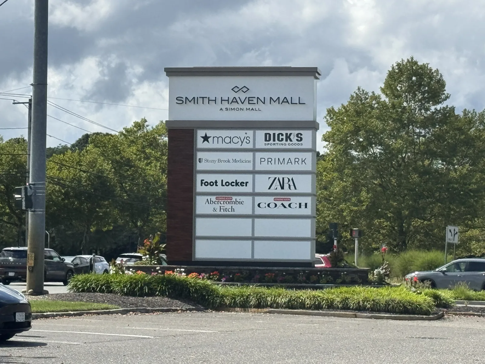 Smith Haven Mall in Lake Grove, New York